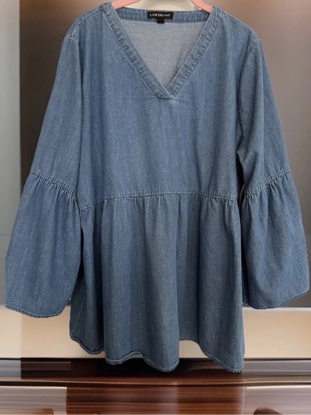 Lane Bryant CottageCore Chambray Peplum Top Tunic Women size 18/20 Blue V-Neck